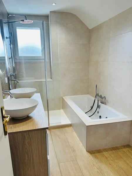 Salle de bain 1